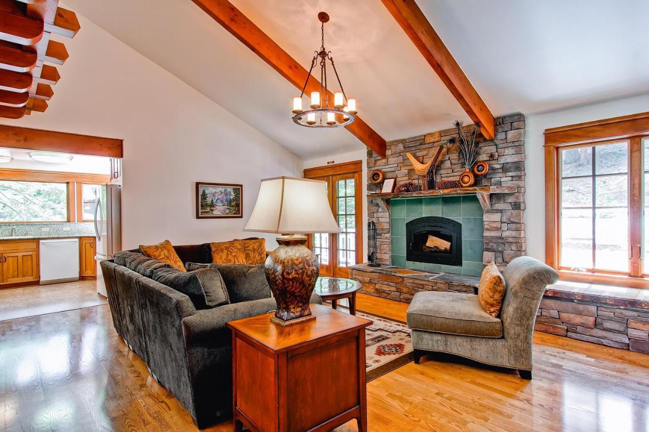 Ahwahnichi Lodge Yosemite West Ngoại thất bức ảnh